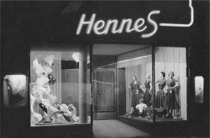 اولین فروشگاه اچ اند ام H&M