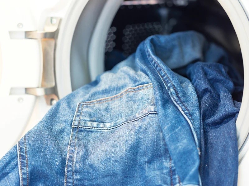 شستشوی لباس جین با ماشین لباسشویی